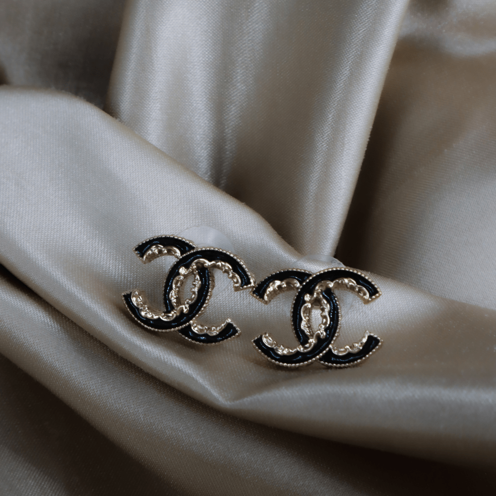 CHANEL 經典造型收藏級COCO雙C耳環 - Vintasy