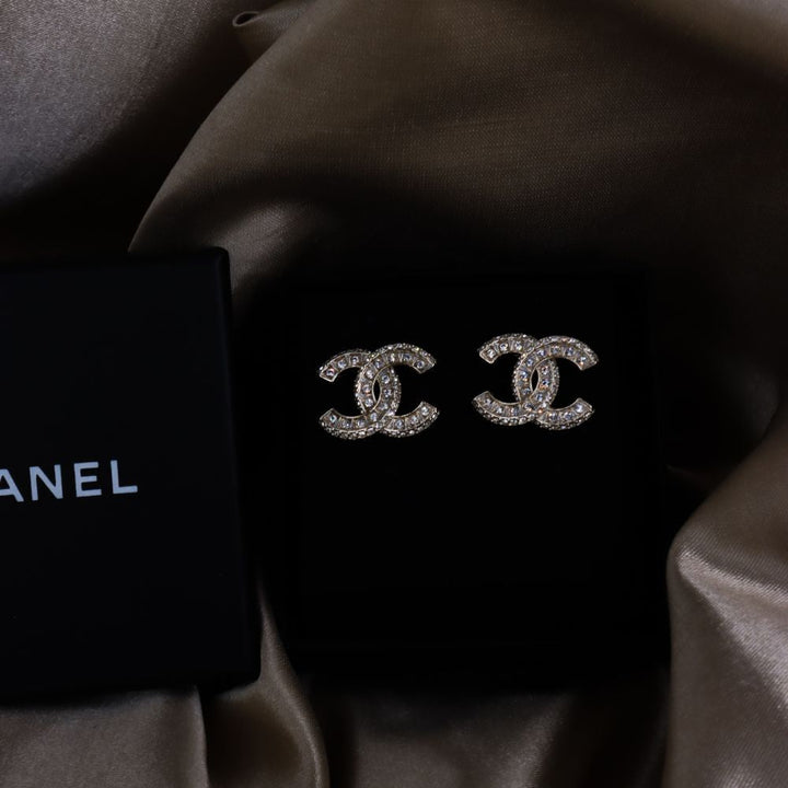 CHANEL 閃石COCO雙C耳環 - Vintasy