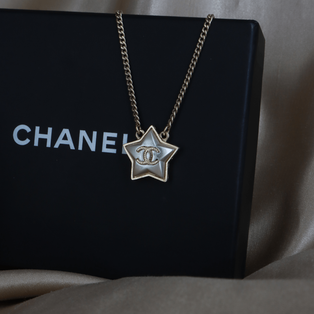 CHANEL 藍珍珠星星吊墜項鏈|附原盒 - Vintasy