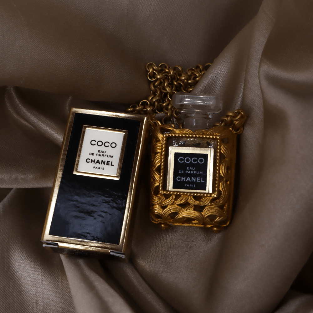 CHANEL 香水瓶項鏈 | 稀品金色珍品 未使用美品連原盒! - Vintasy