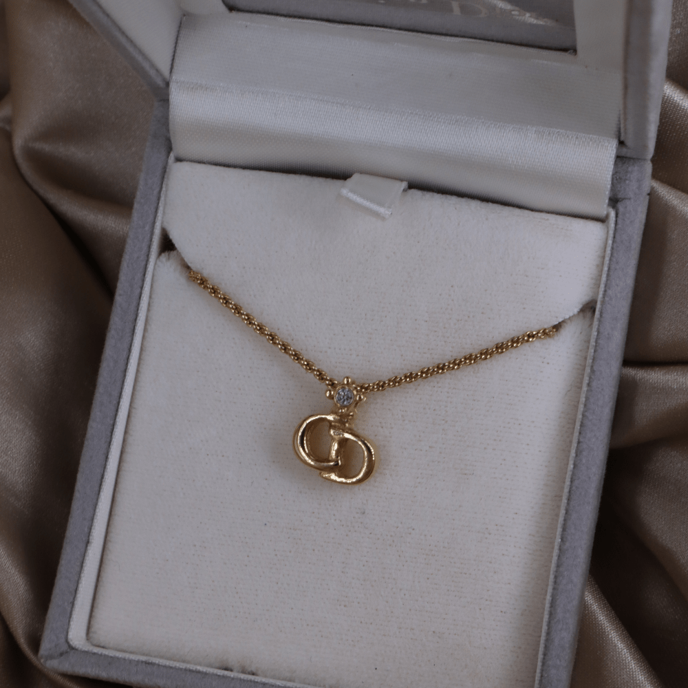 CHRISTIAN DIOR 吊墜閃石項鏈(金)連原盒| 1990年代款 | 秒殺熱賣款 - Vintasy項鏈