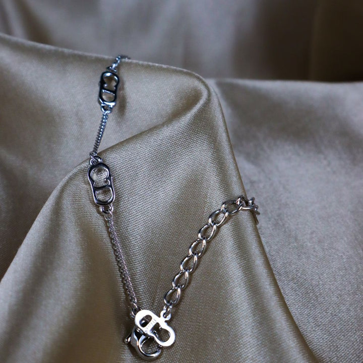 CHRISTIAN DIOR 小CD手鏈|日常簡約爆款 - Vintasy手鏈