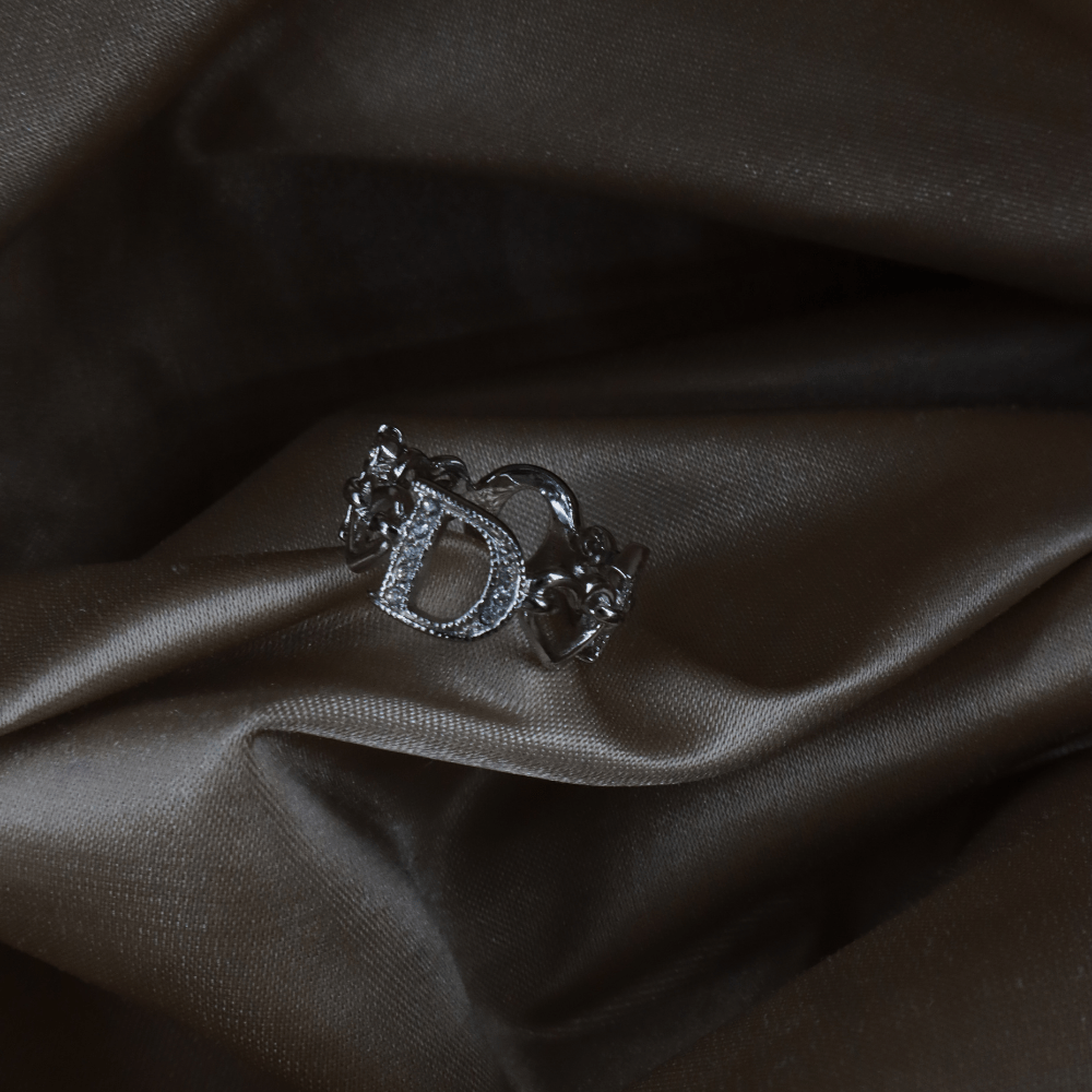 CHRISTIAN DIOR Dior 心心相扣水鑽戒指 - Vintasy