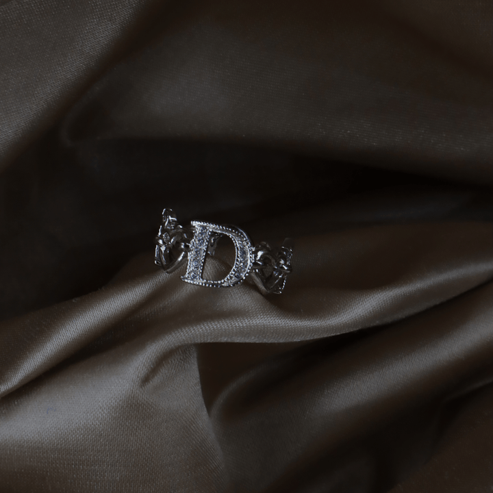 CHRISTIAN DIOR Dior 心心相扣水鑽戒指 - Vintasy