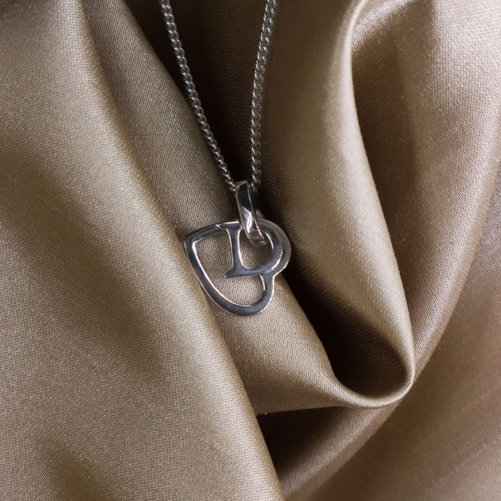 CHRISTIAN DIOR 簡約心心DIOR雙吊墜項鏈 - Vintasy