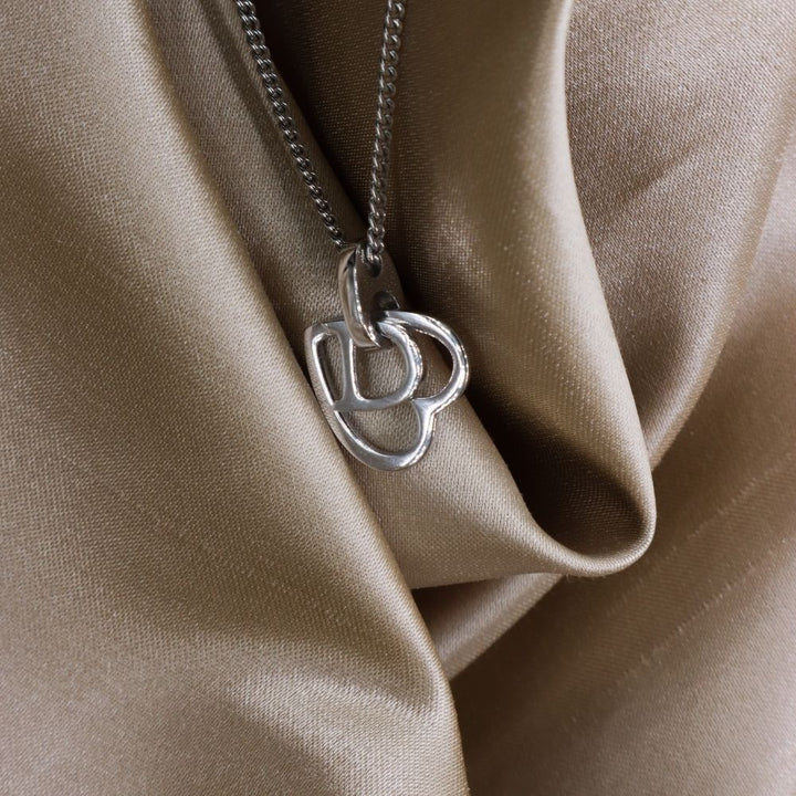 CHRISTIAN DIOR 簡約心心DIOR雙吊墜項鏈 - Vintasy