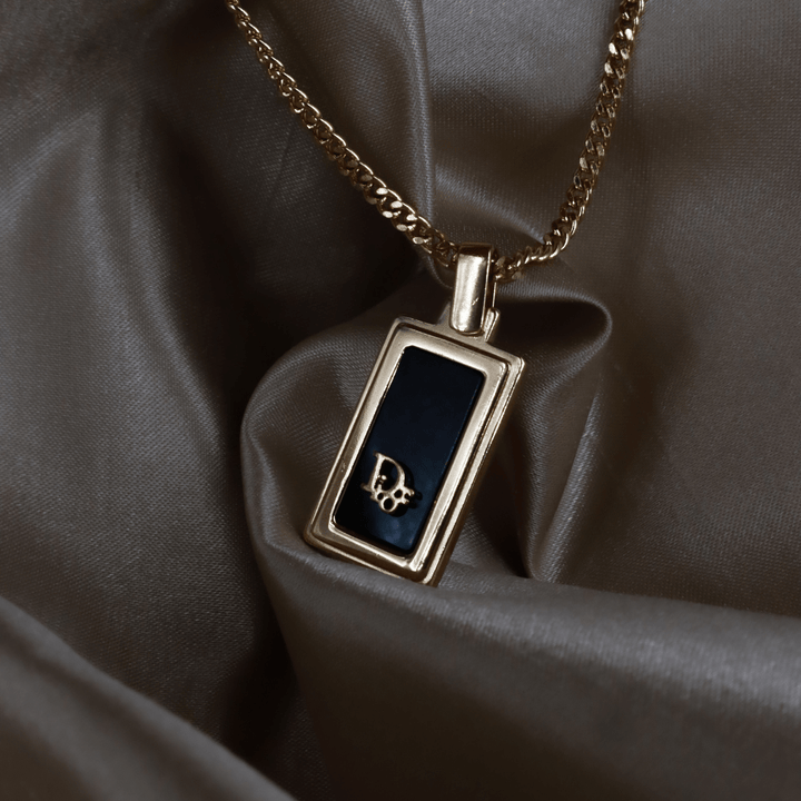 CHRISTIAN DIOR Logo小牌吊墜項鏈 - Vintasy