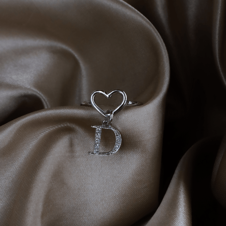 CHRISTIAN DIOR 心心相扣LOGO戒指 - Vintasy