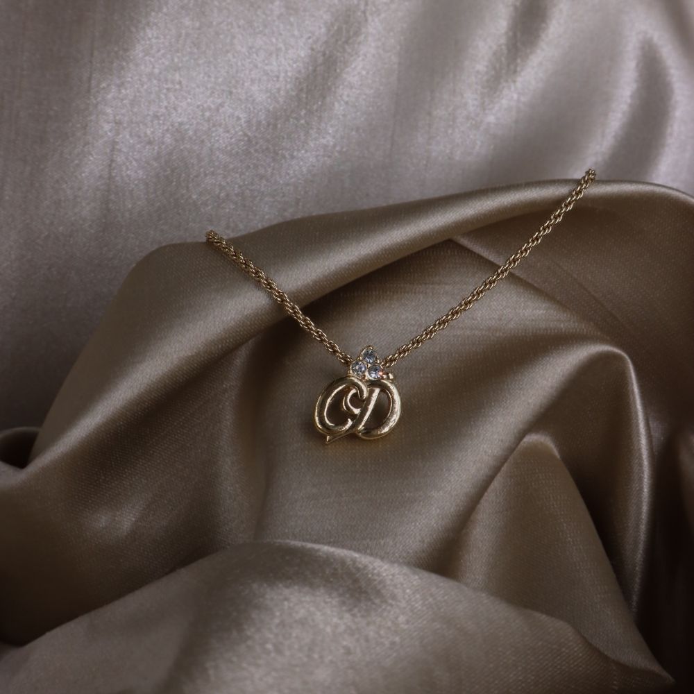 CHRISTIAN DIOR 簡約LOGO吊墜項鏈的 - Vintasy項鏈