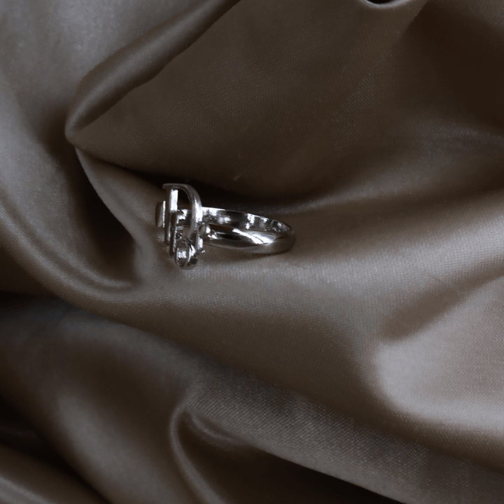 CHRISTIAN DIOR 簡約LOGO戒指 - Vintasy