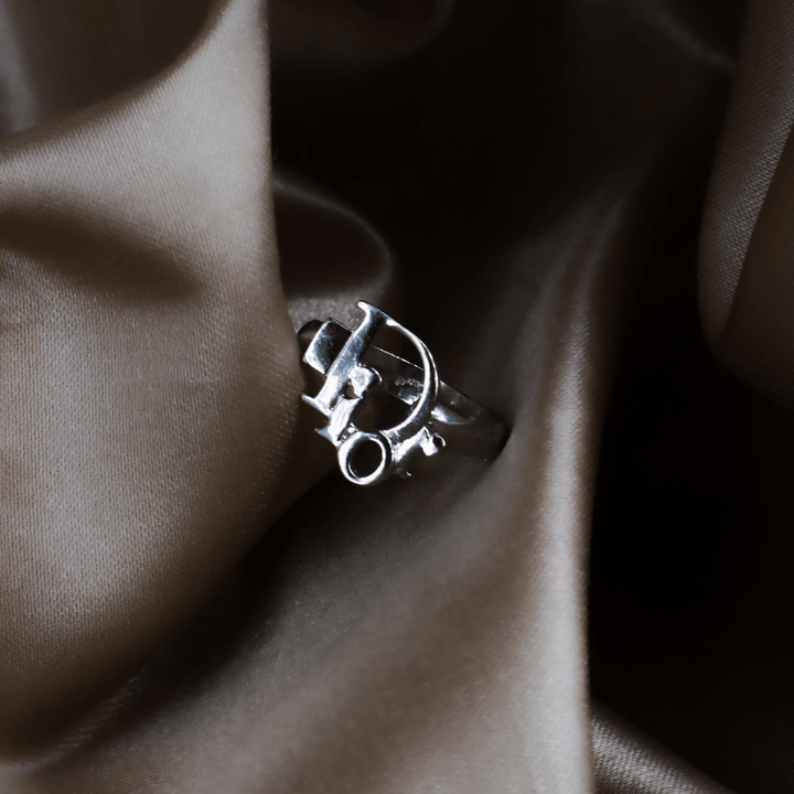 CHRISTIAN DIOR 簡約LOGO戒指 - Vintasy