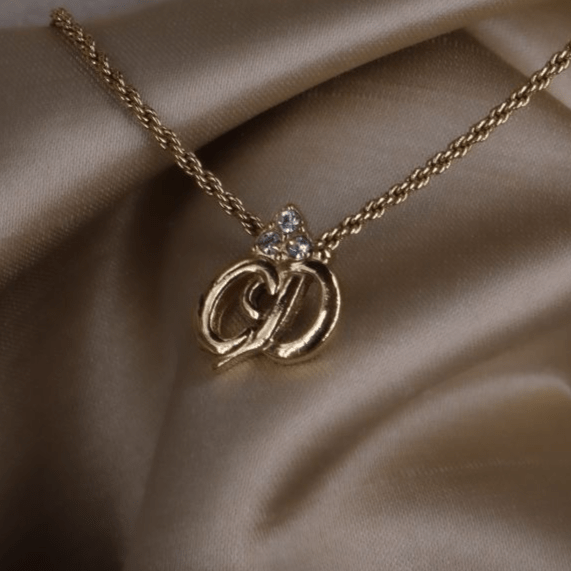 CHRISTIAN DIOR 簡約LOGO吊墜項鏈的 - Vintasy項鏈