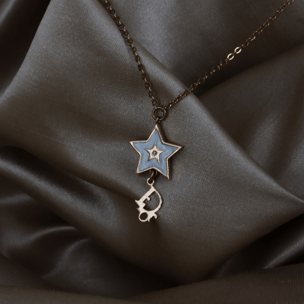 CHRISTIAN DIOR Lucky Star 白琺瑯項鏈 - Vintasy項鏈