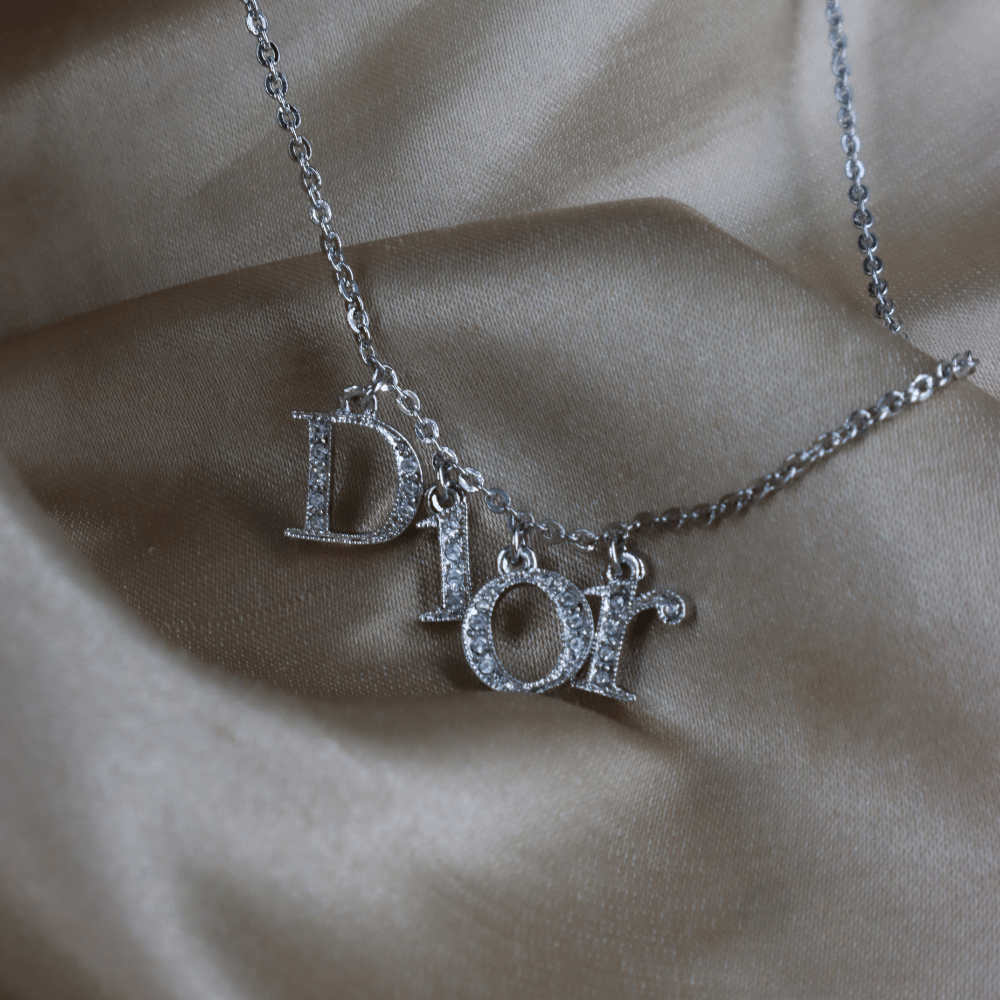 CHRISTIAN DIOR SPELL OUT 閃石鎖骨項鏈 | 未使用級! - Vintasy手鏈