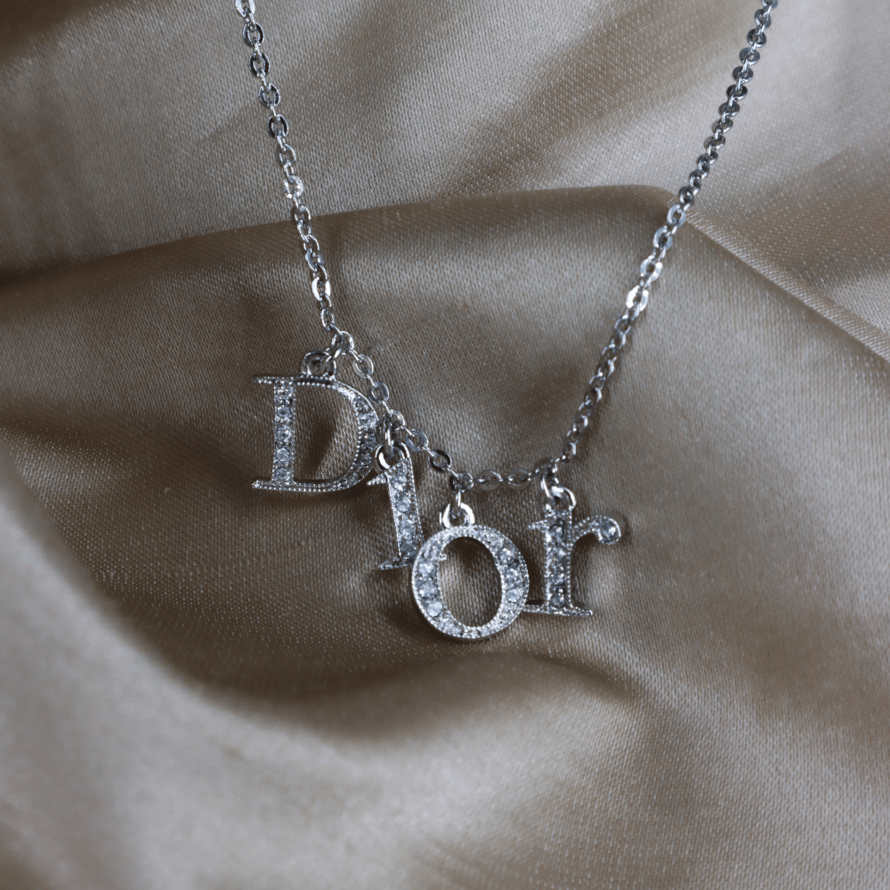 CHRISTIAN DIOR SPELL OUT 閃石鎖骨項鏈 | 未使用級! - Vintasy手鏈