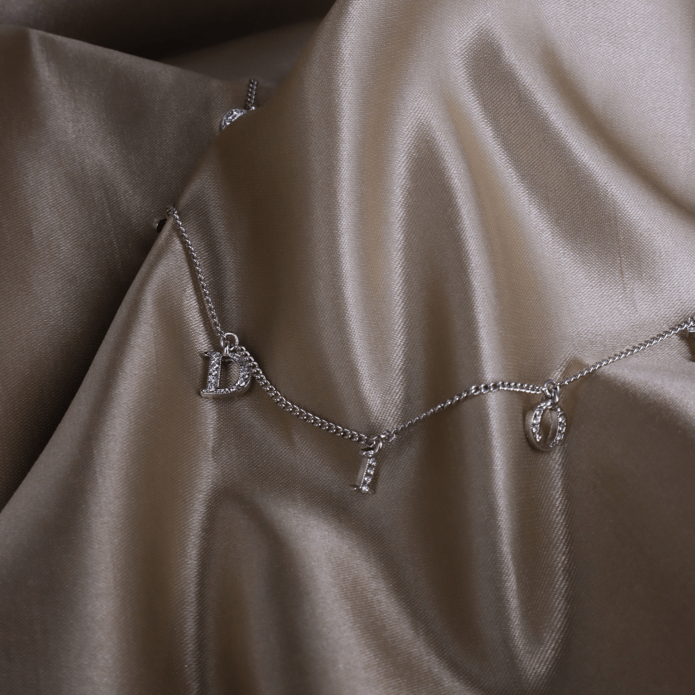 CHRISTIAN DIOR SPELL OUT 閃石鎖骨項鏈 | 未使用級! - Vintasy手鏈