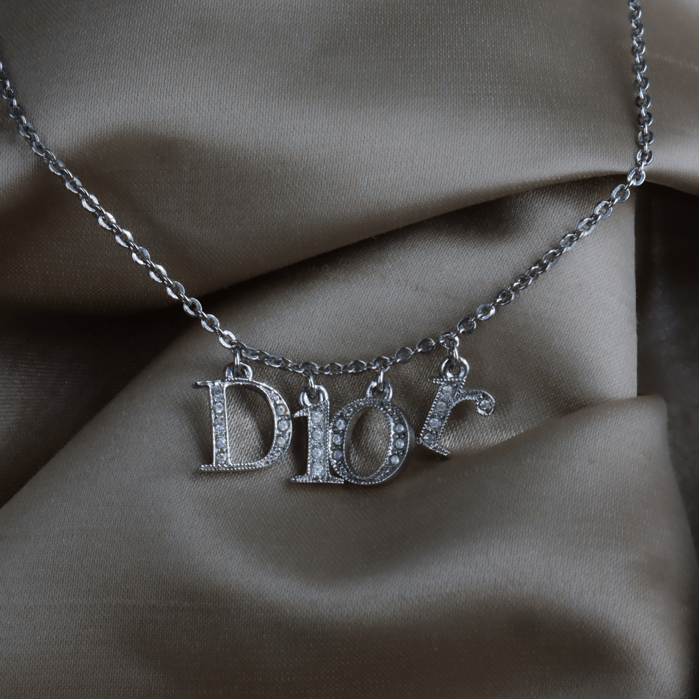 CHRISTIAN DIOR SPELL OUT 閃石鎖骨項鏈 | 未使用級! - Vintasy手鏈