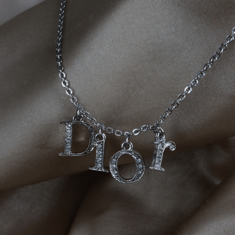 CHRISTIAN DIOR SPELL OUT 閃石鎖骨項鏈 | 未使用級! - Vintasy手鏈