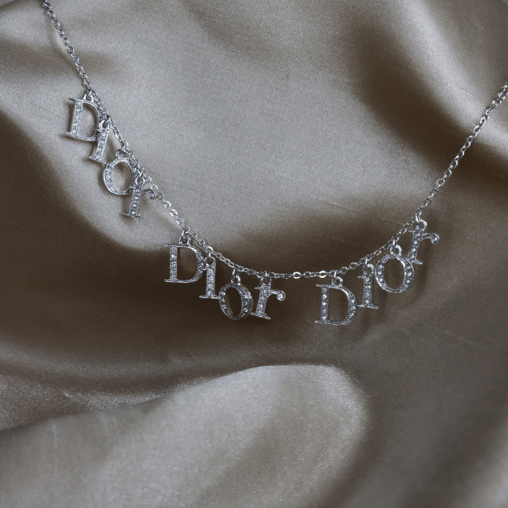 CHRISTIAN DIOR TRIPLE SPELL OUT吊墜項鏈 - Vintasy手鏈