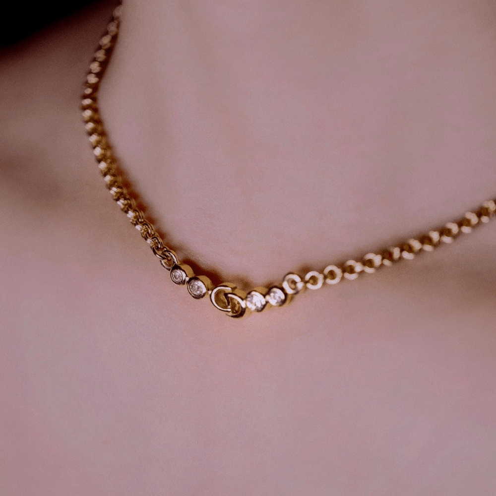 CHRISTIAN DIOR 閃石鎖骨項鏈 | 熱銷第一位 - Vintasy