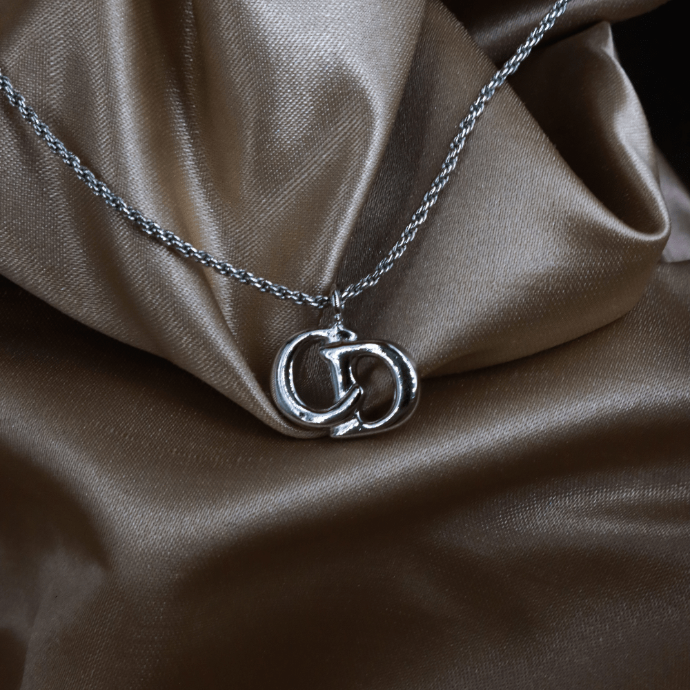 CHRISTIAN DIOR 簡約吊墜項鏈 - Vintasy項鏈