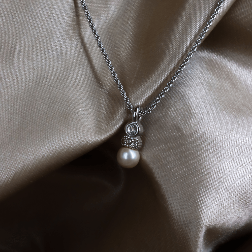 CHRISTIAN DIOR 珍珠閃石吊墜項鏈 - Vintasy