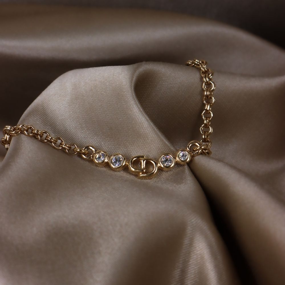 CHRISTIAN DIOR 閃石鎖骨項鏈 | 熱銷第一位 - Vintasy