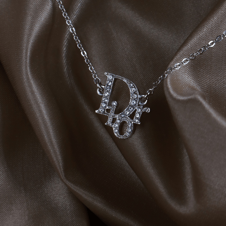 CHRISTIAN DIOR 閃石吊墜項鏈 | 熱賣第一位! - Vintasy項鏈