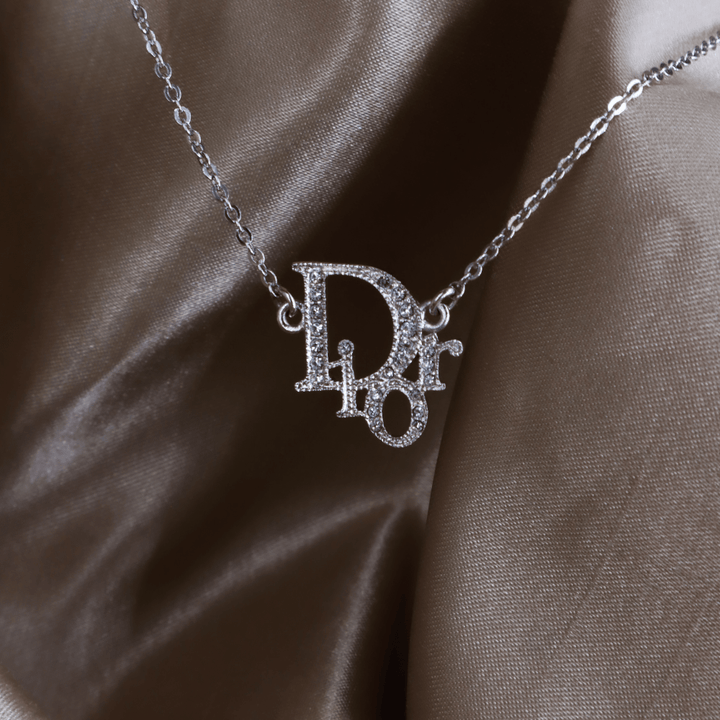 CHRISTIAN DIOR 閃石吊墜項鏈 | 熱賣第一位! - Vintasy項鏈