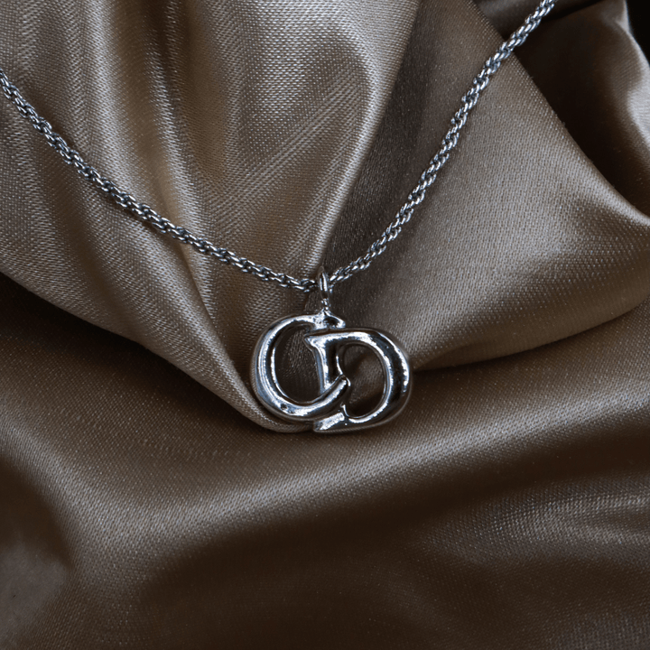 CHRISTIAN DIOR 簡約吊墜項鏈 - Vintasy項鏈