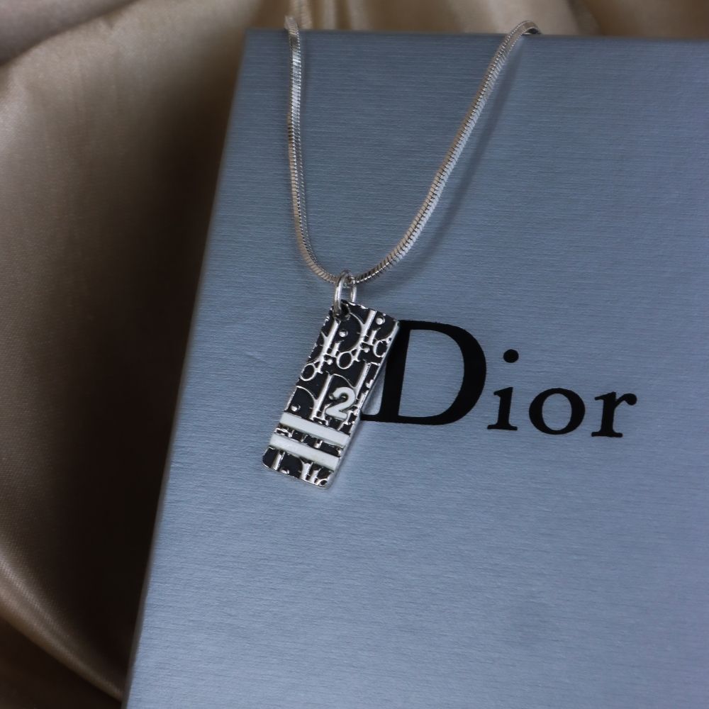 CHRISTIAN DIOR 藍色軍牌吊墜項鏈 - Vintasy項鏈