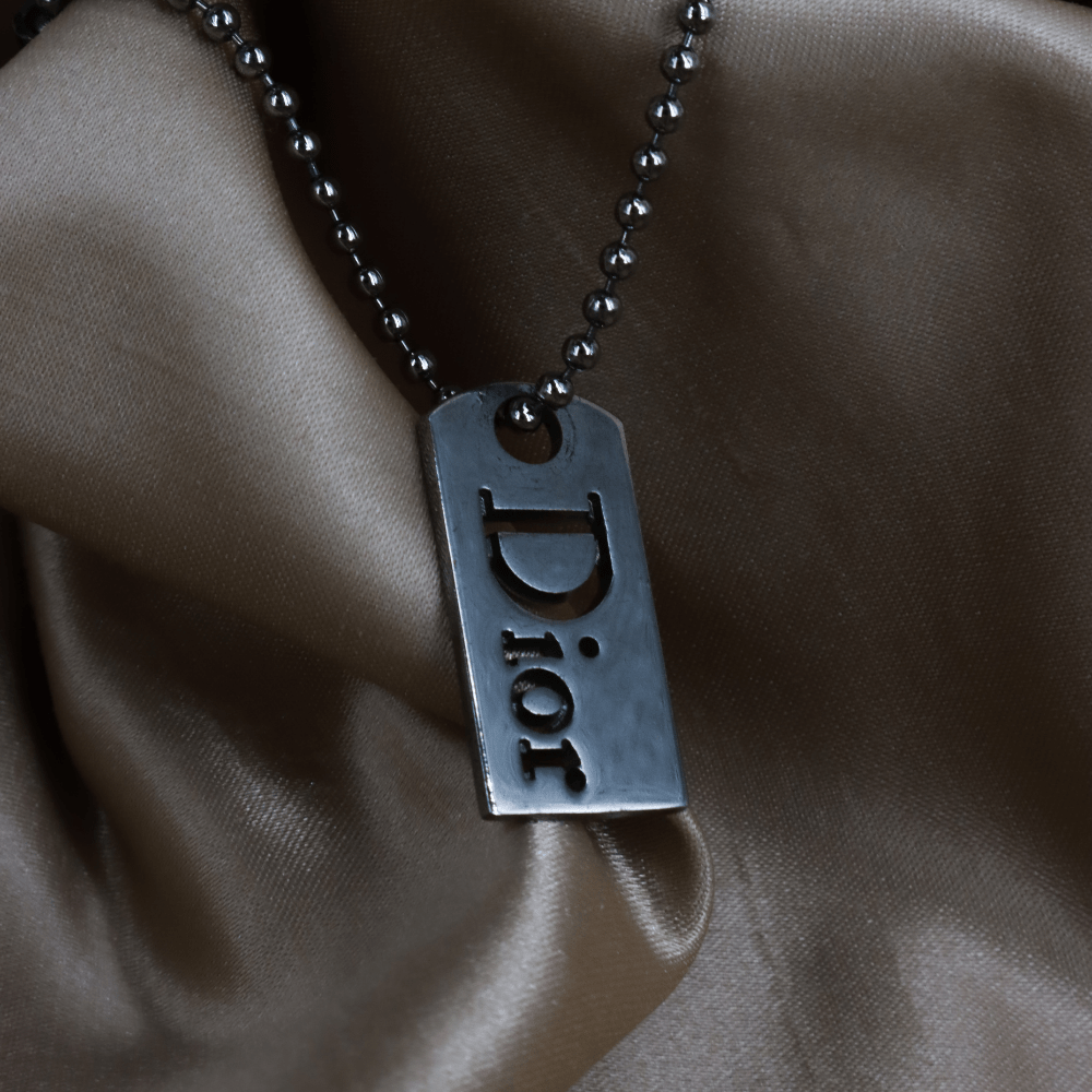 CHRISTIAN DIOR 炭黑軍牌手鏈 - Vintasy