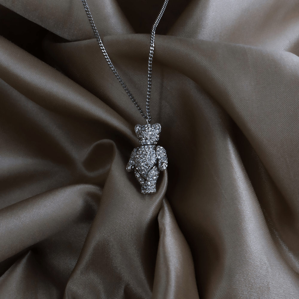 CHRISTIAN DIOR 小熊閃石吊墜項鏈 - Vintasy