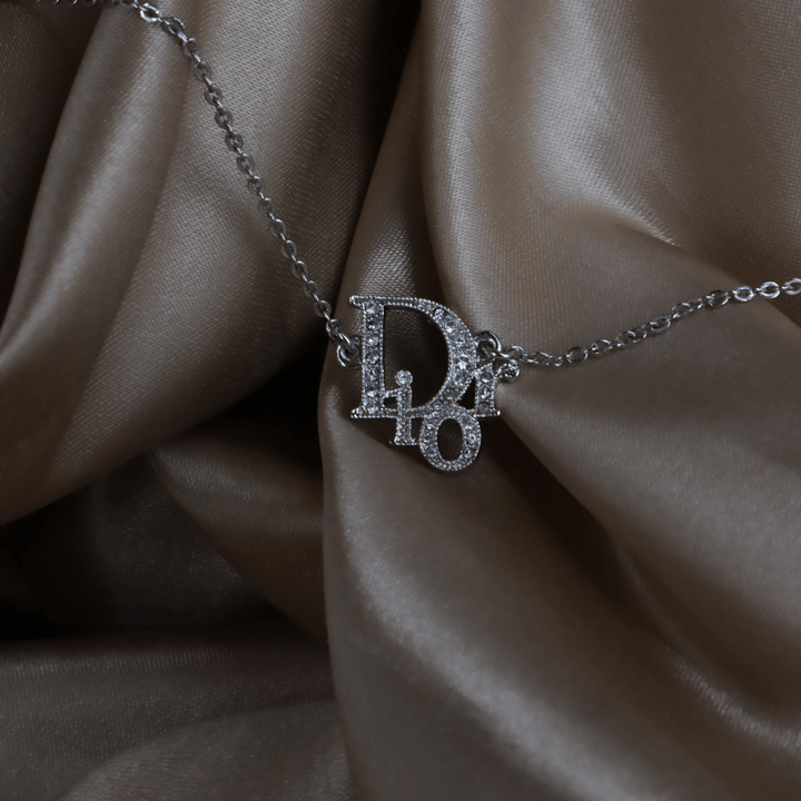 CHRISTIAN DIOR 閃石吊墜項鏈 | 熱賣第一位! - Vintasy項鏈