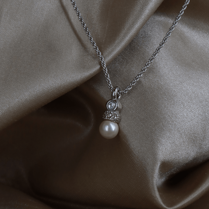 CHRISTIAN DIOR 珍珠閃石吊墜項鏈 - Vintasy