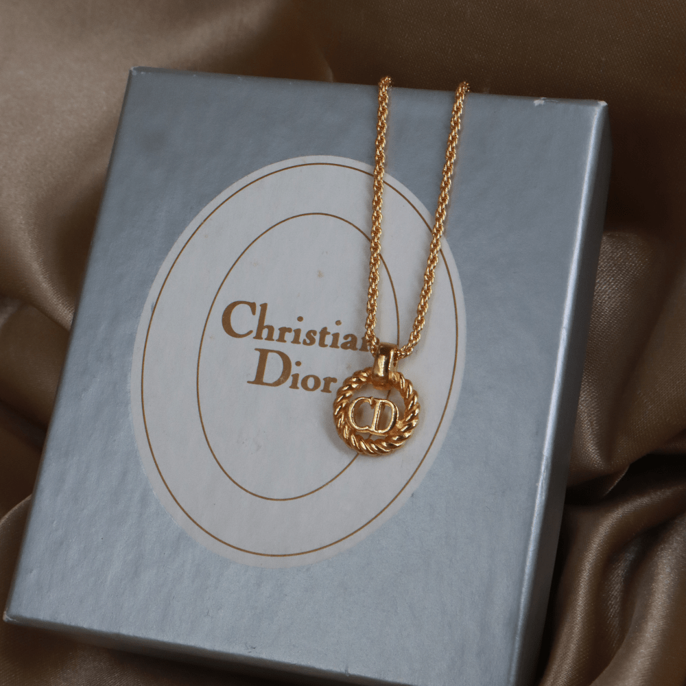 CHRISTIAN DIOR 麻花吊墜項鏈|經典之作 |未使用附原盒 - Vintasy項鏈