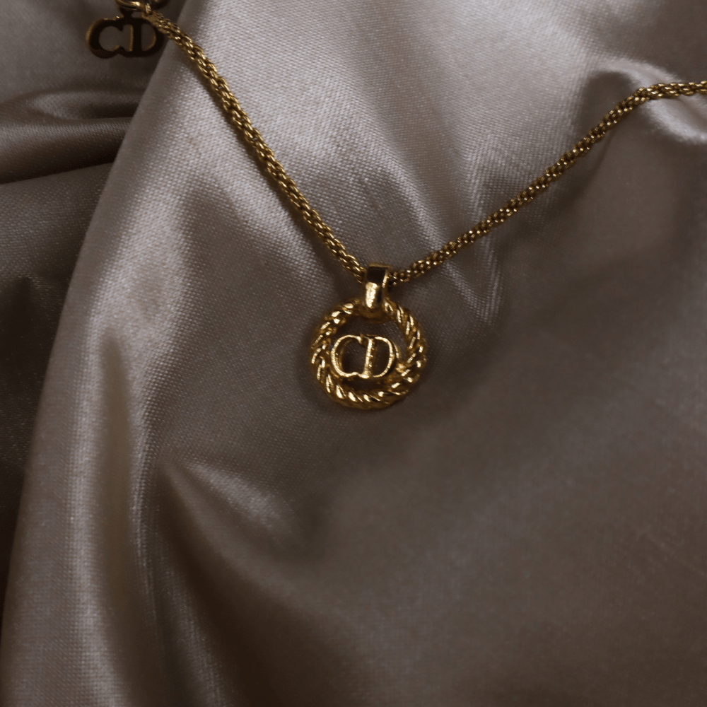 CHRISTIAN DIOR 麻花吊墜項鏈|經典之作 - Vintasy項鏈