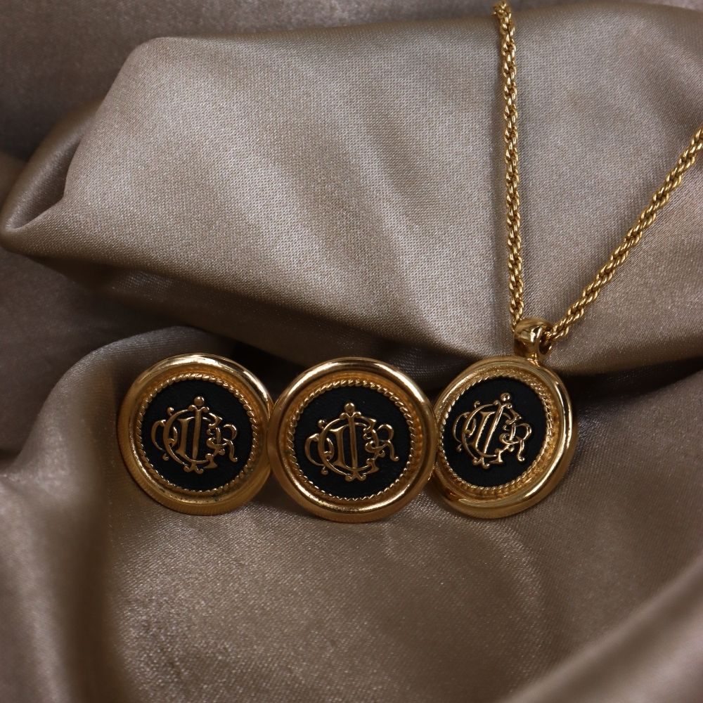 CHRISTIAN DIOR 絕版馬車項鏈連耳夾 | 稀有收藏品 - Vintasy