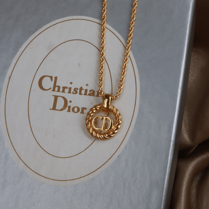 CHRISTIAN DIOR 麻花吊墜項鏈|經典之作 |未使用附原盒 - Vintasy項鏈