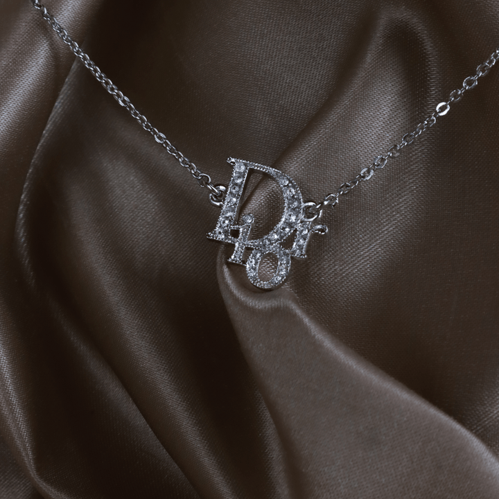 CHRISTIAN DIOR 閃石吊墜項鏈 | 熱賣第一位! - Vintasy項鏈