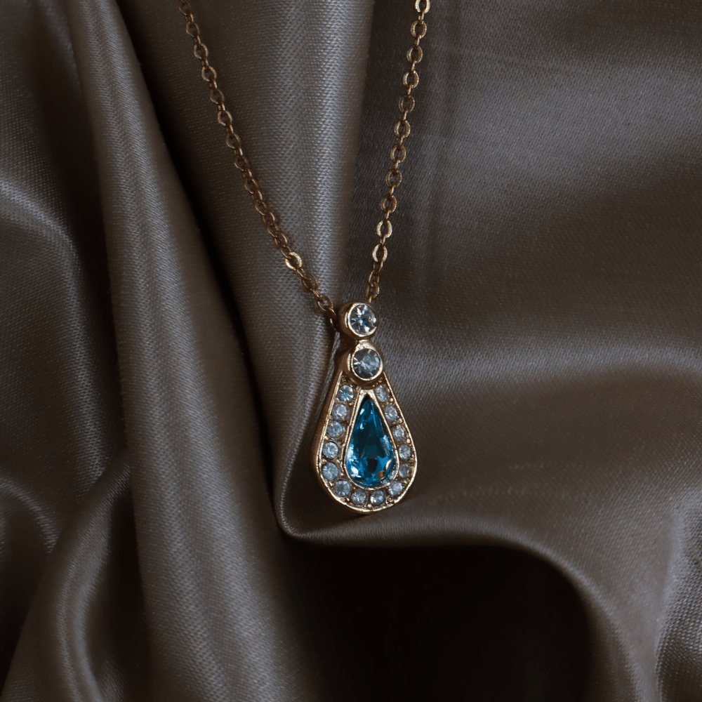 CHRISTIAN DIOR 淺藍水晶閃石吊墜項鏈 - Vintasy