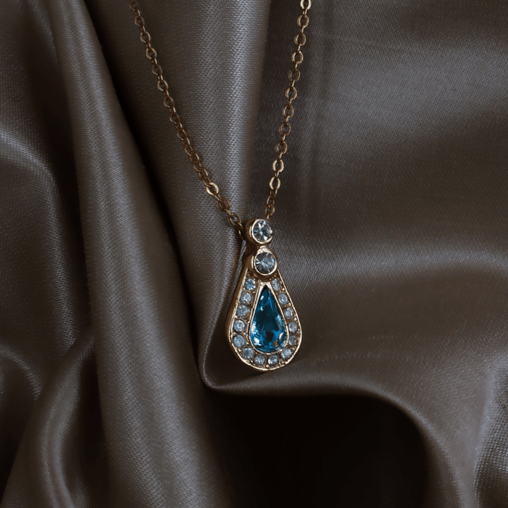 CHRISTIAN DIOR 淺藍水晶閃石吊墜項鏈 - Vintasy