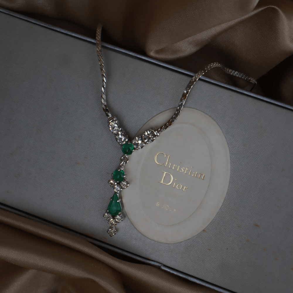 CHRISTIAN DIOR 綠晶石吊墜閃石項鏈 |附原盒|西德製造 - Vintasy