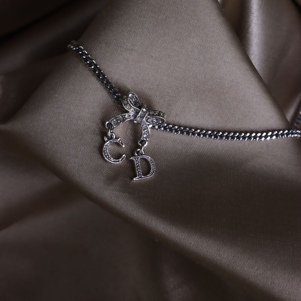 DIOR CD蝴蝶結閃石手鏈 |極罕00年代之選 - Vintasy項鏈