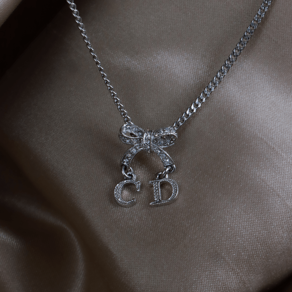 DIOR CD蝴蝶結閃石項鏈 |極罕00年代之選 - Vintasy項鏈