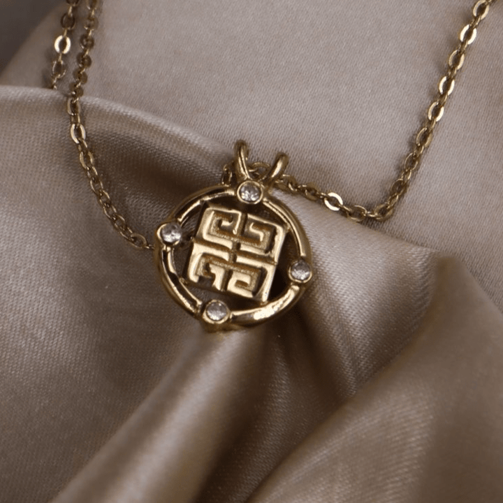 GIVENCHY 吊墜閃石項鏈|未使用美品 - Vintasy