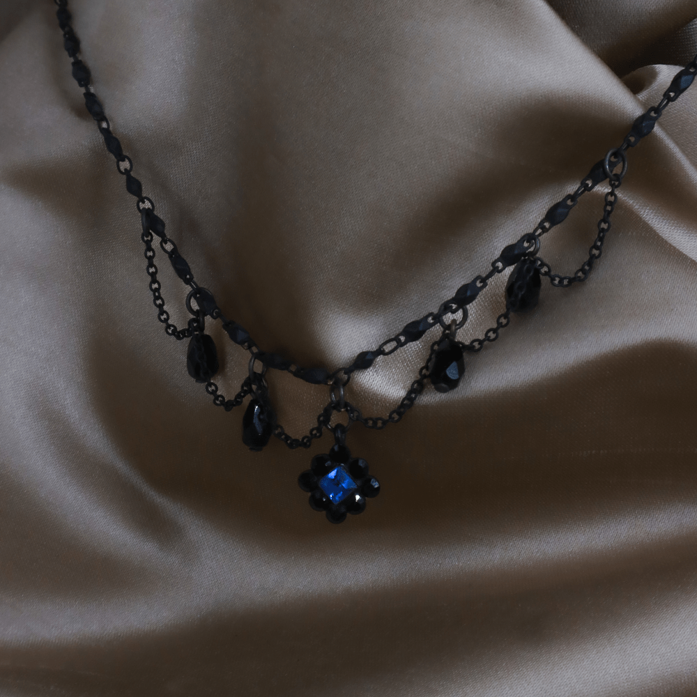 GIVENCHY 暗黑花花閃石項鏈 - Vintasy