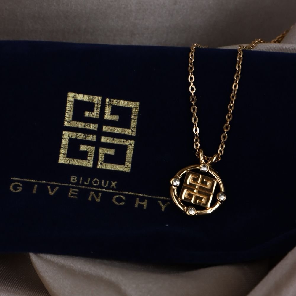GIVENCHY 吊墜閃石項鏈|未使用美品 - Vintasy