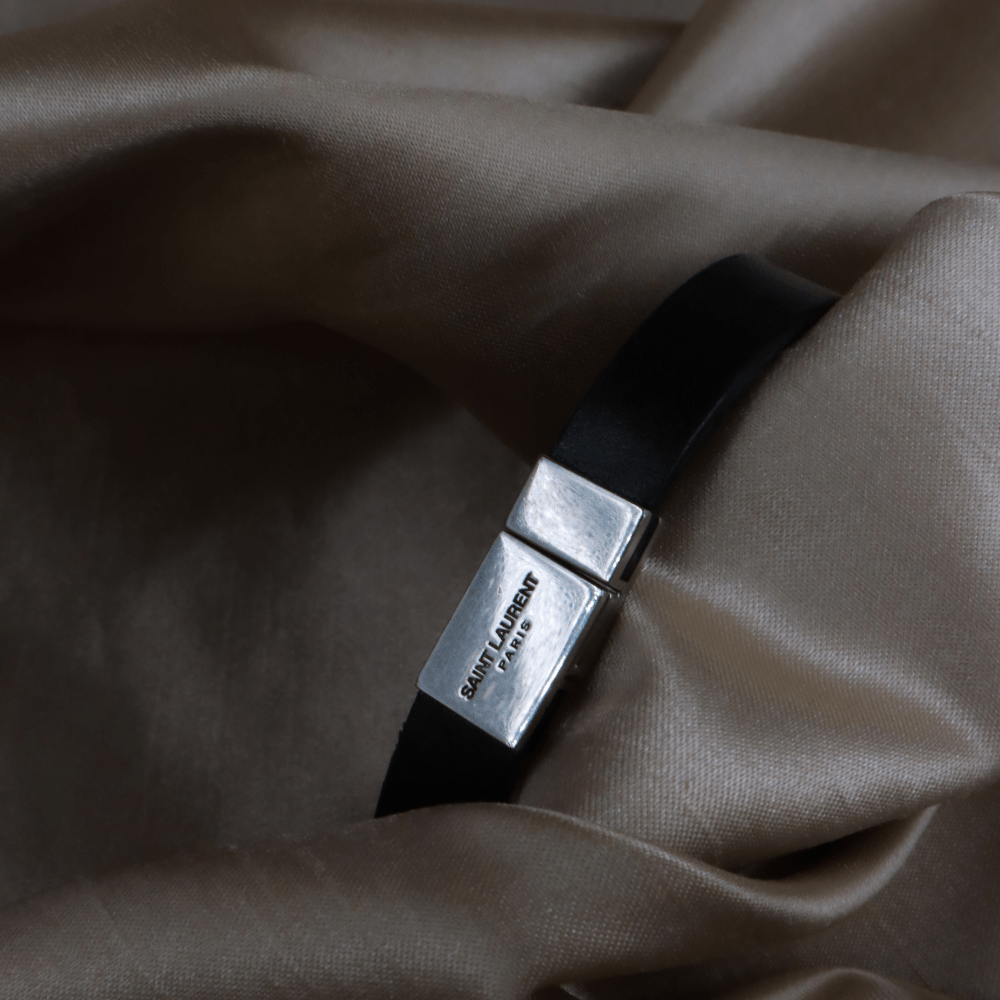 YSL Logo 皮手帶 | SAINT LAURENT PARIS - Vintasy