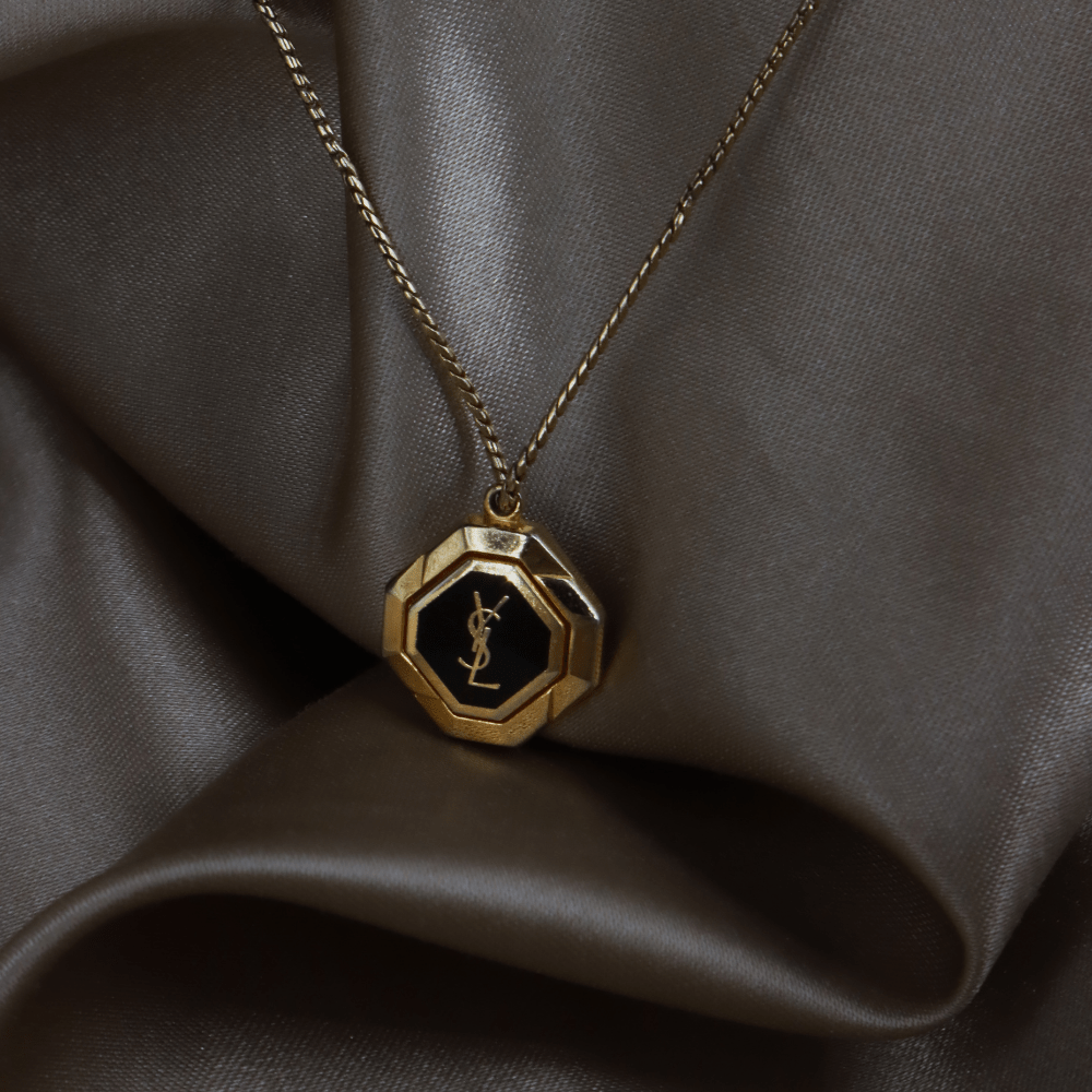 YSL Logo 吊墜項鏈 | SAINT LAURENT PARIS - Vintasy